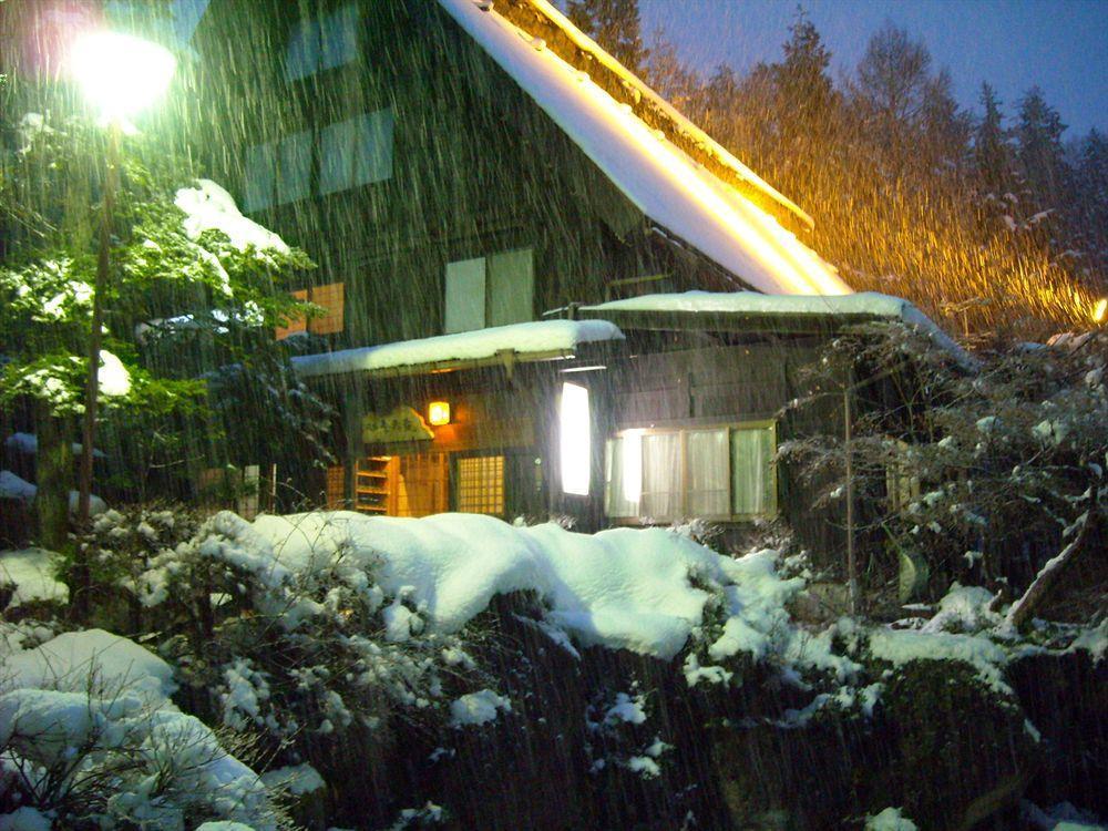 Hida Gasshoen ทาคายาม่า ภายนอก รูปภาพ